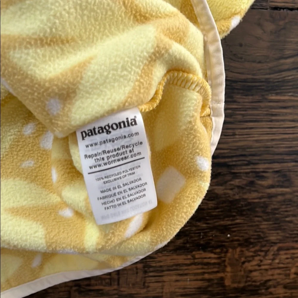 Patagonia Yellow Floral Fleece Pullover - Picture 5 of 6